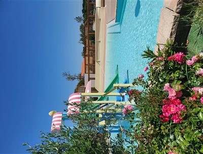 Espace aquatique au camping 4 étoiles La Pomme de Pin à Saint Hilaire de Riez en Vendée