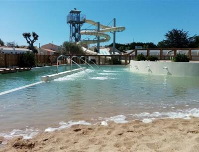 Vacances camping en Vendée avec espace aquatiquece aquatique