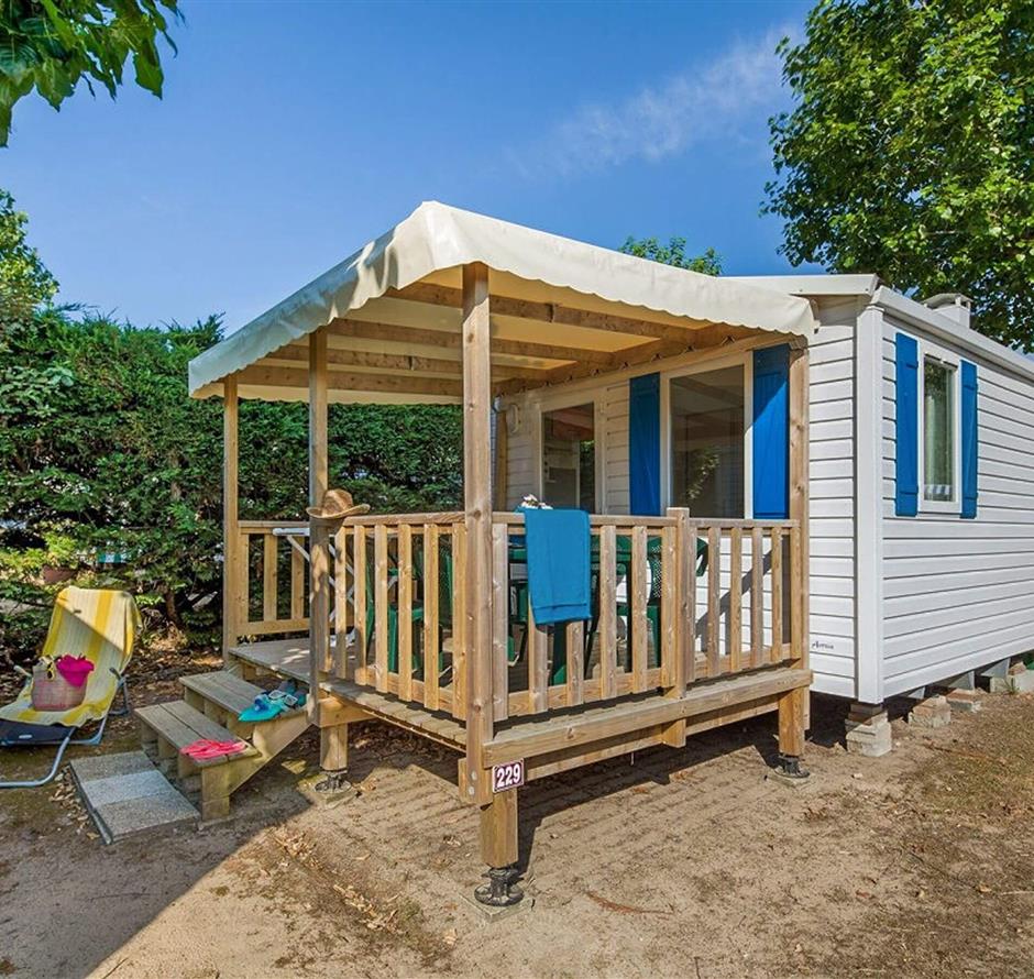 Location mobil-home 2 personnes au camping la pomme de pin à St Hilaire de riez en Vendée - Camping Saint Hilaire de Riez