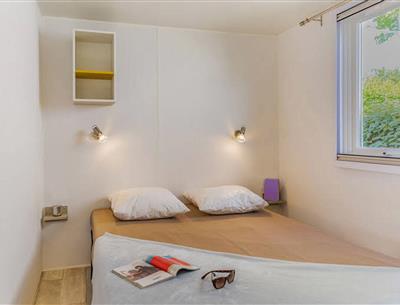 Mobil-home 5 personnes avec 2 chambres à La Pomme de Pin- vendée - accès plage