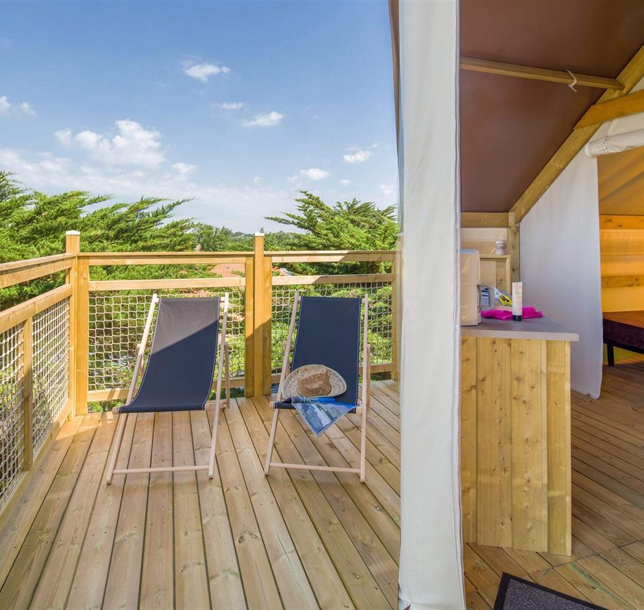 Location tente Lodge au Camping la pomme de pin à St Hilaire de riez en Vendée - Camping Saint Hilaire de Riez
