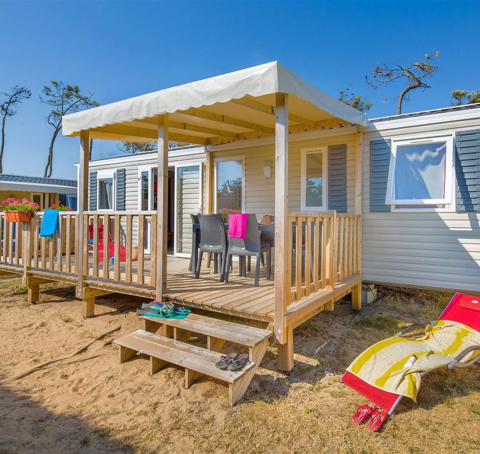 Mobil-home 3 chambres 2 salles d'eau au camping 4 étoiles La Pomme de Pin à Saint Hilaire de Riez en Vendée - Camping Saint Hilaire de Riez