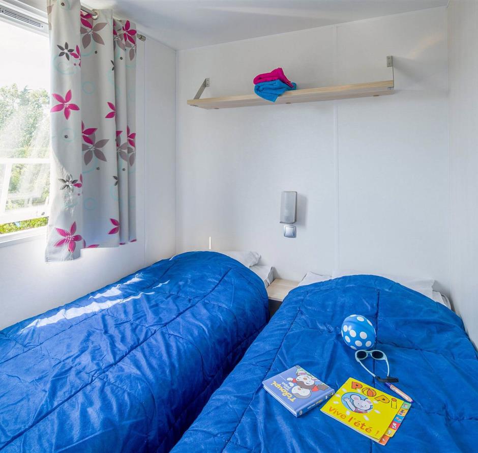 Mobil-home 6 personnes 3 chambres au camping 4 étoiles La Pomme de Pin à Saint Hilaire de Riez en Vendée - Camping Saint Hilaire de Riez