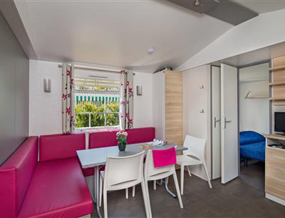 Mobil-home 6 personnes 3 chambres au camping 4 étoiles La Pomme de Pin à Saint Hilaire de Riez en Vendée