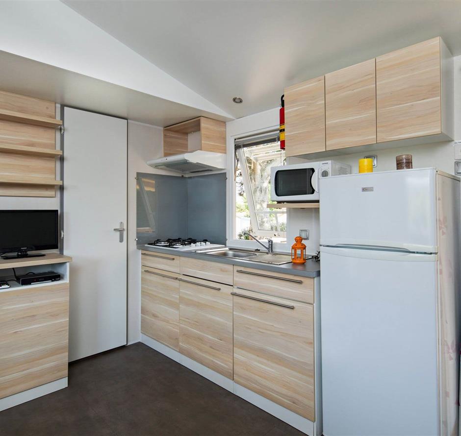 Mobil-home 6 personnes 3 chambres au camping 4 étoiles La Pomme de Pin à Saint Hilaire de Riez en Vendée - Camping Saint Hilaire de Riez