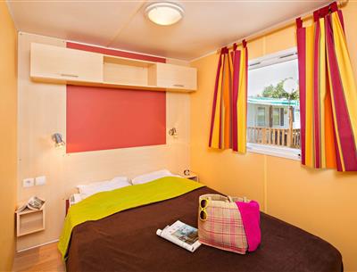 Mobil-home 6 personnes 3 chambres au camping 4 étoiles La Pomme de Pin à Saint Hilaire de Riez en Vendée