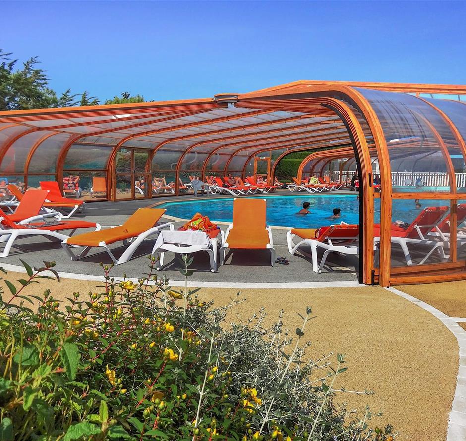 piscine couverte et chauffée à Saint Hilaire de Riez  - Camping Saint Hilaire de Riez
