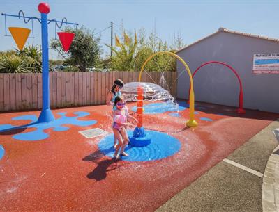 aquasplash, activités aqualudiques pour les enfants 