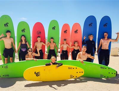 club ado en sortie surf à Saint Hilaire de Riez 