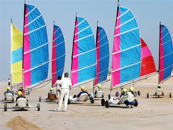 bases nautiquLes Bases Nautiques à St Hilaire de Riez (85)es 