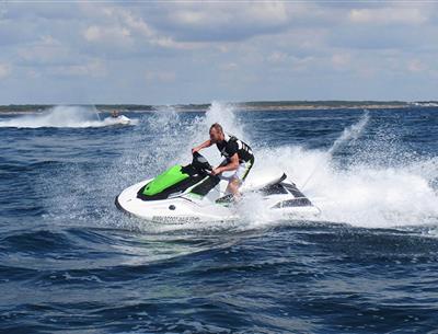 location jets ski les sables d'olonne en vendée