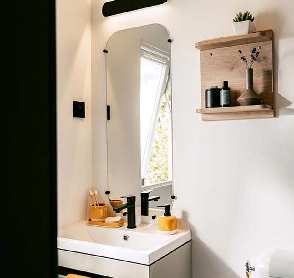 Salle de bain luxueuse et lumineuse dans un camping à St-Hilaire-de-Riez - Camping Saint Hilaire de Riez