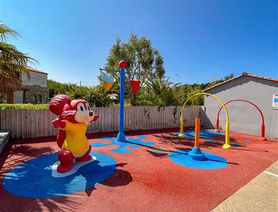 aquaslapsh pisicine camping 5 étoiles La Pomme de Pin